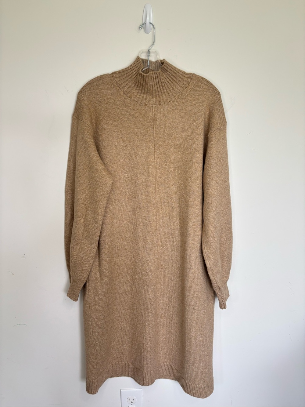 M3 Banana Republic Camel/Tan Knit Sweater Dress Long Sleeve Cozy & Comfy Medium
